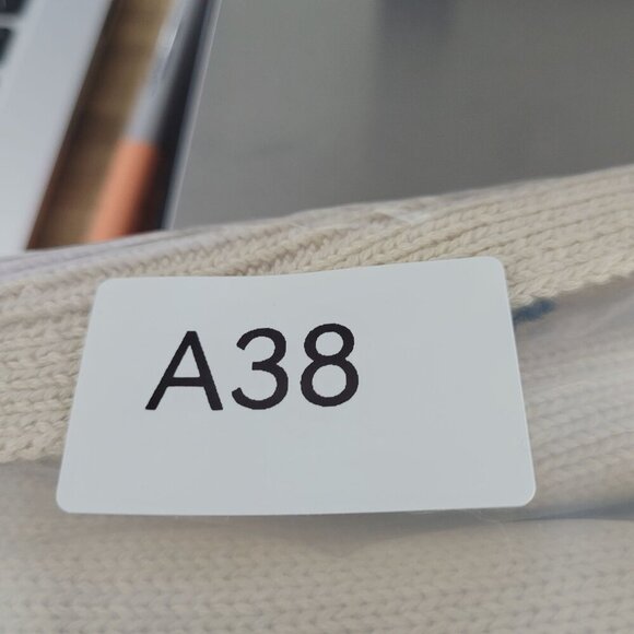 NEW Gap Womens Beige Cotton Knit Pullover Sweater L Long Sleeve Crewneck// 25CT - Picture 8 of 8